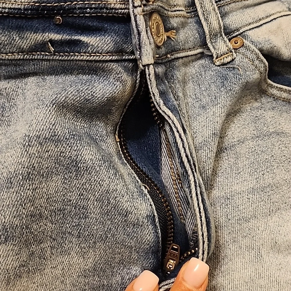 KanCan denim shorts - Sz 31 - Picture 5 of 7